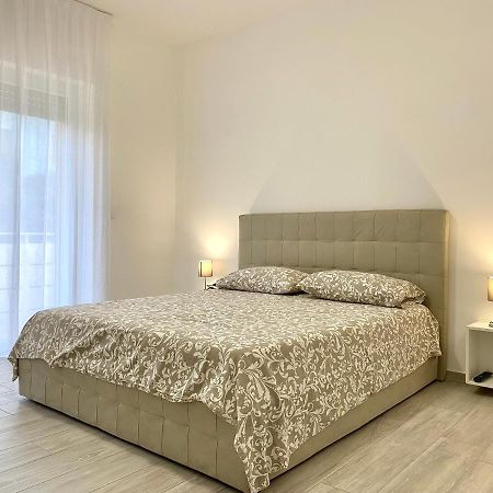 Casa Brina By Home080 - Puglia Mia Apartments Monopoli Luaran gambar